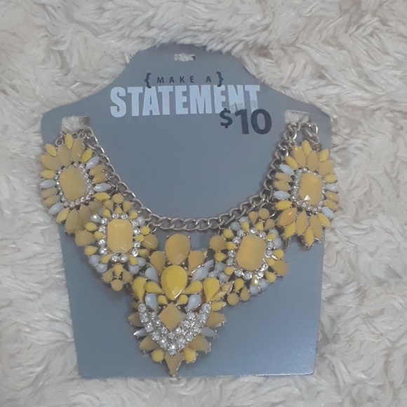 MAKE A STATEMENT Jewelry - MAKE A STATEMENT Necklace